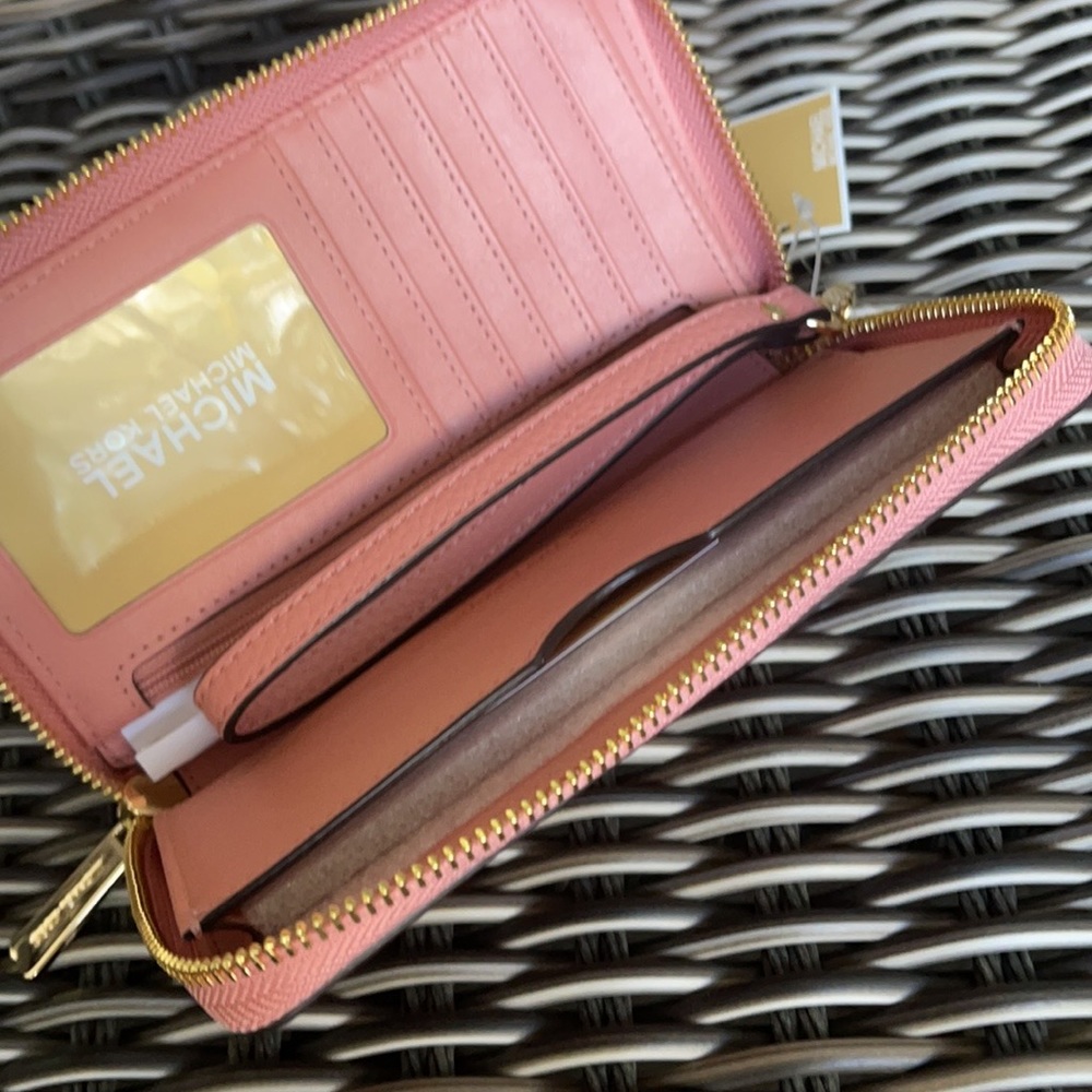 Michael Kors Jet Set Travel Lg Flat Multifunctional Phone Case-Wristlet-Wallet - Picture 7 of 16